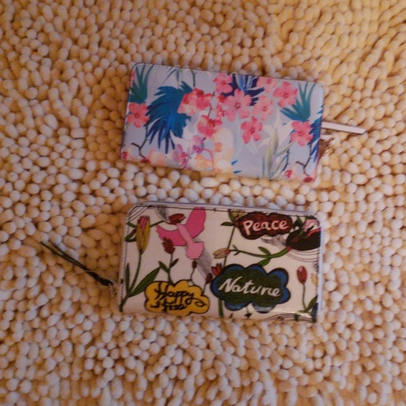 Wallet - Picture 1 of 3